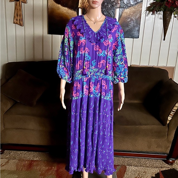 Diane Freis • Vintage • Large • Purple/Pink W/ Ribbon Design~Ruffles/Tie • Dress - Picture 3 of 15